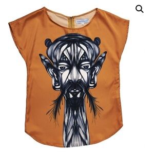 Three Fifty Nine Orange Face Wearable Art Graphic Print Blouse. Size L NWT!